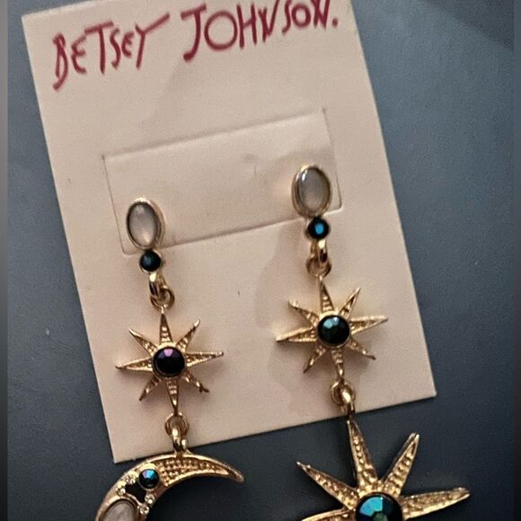 💙 Betsey Johnson stunning drop dangle celestial earrings 💙 - Picture 6 of 9
